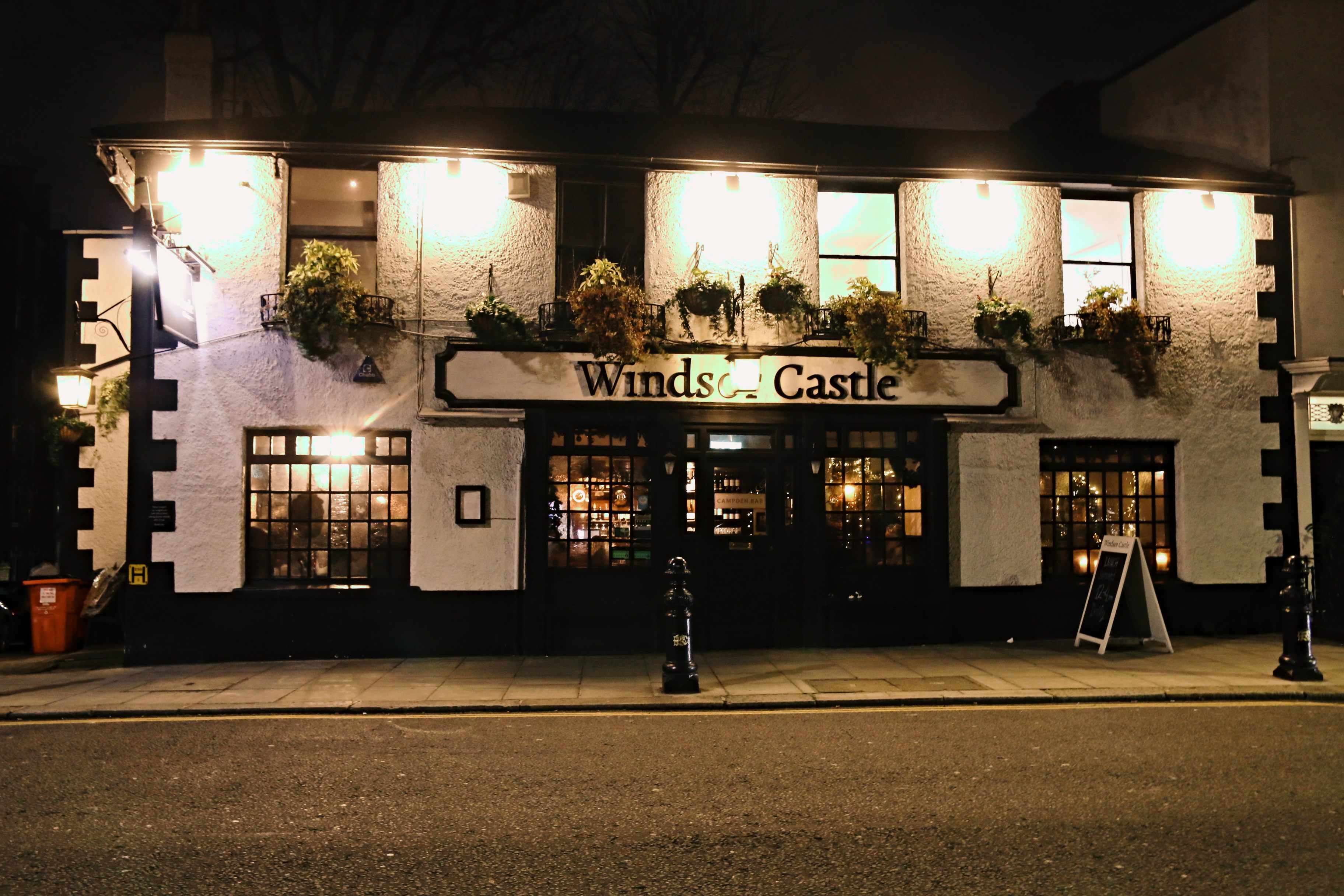 Windsor Castle Pub